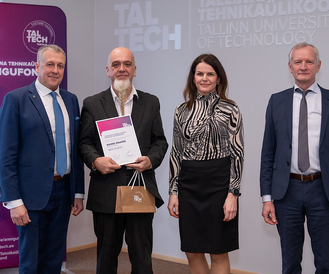 Arengufondi põhikooliõpetajate stipendiumi üleandmine. Pildi autor: Raimond Vink